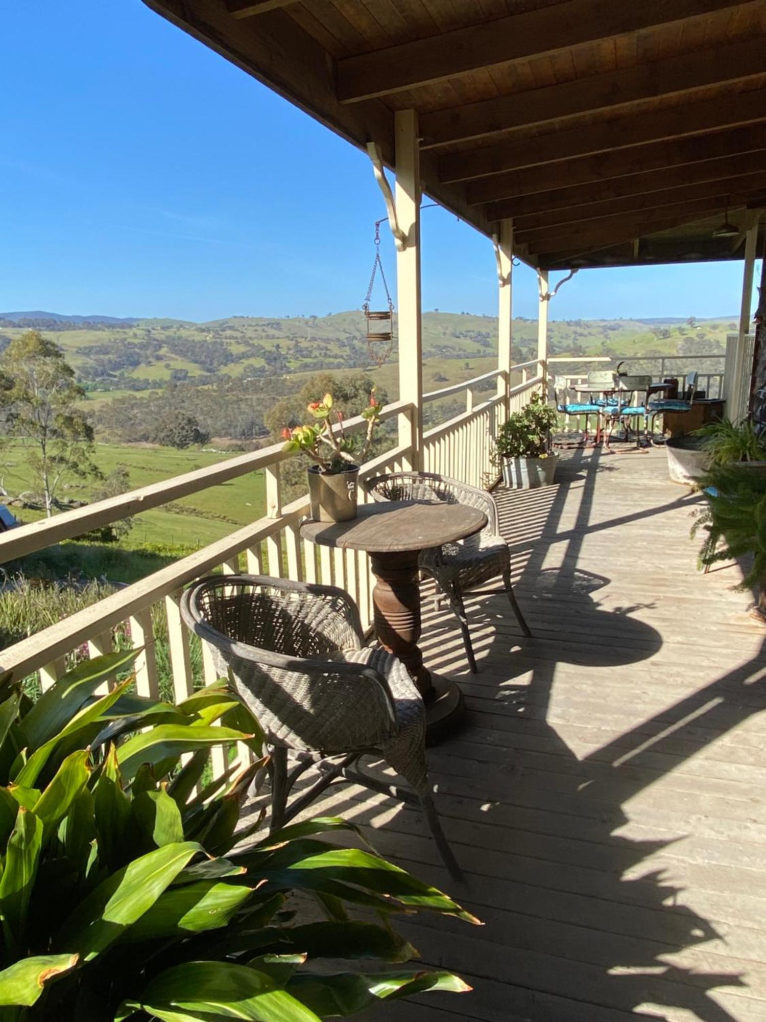 Inspiring Views B&B Wodonga Esterno foto