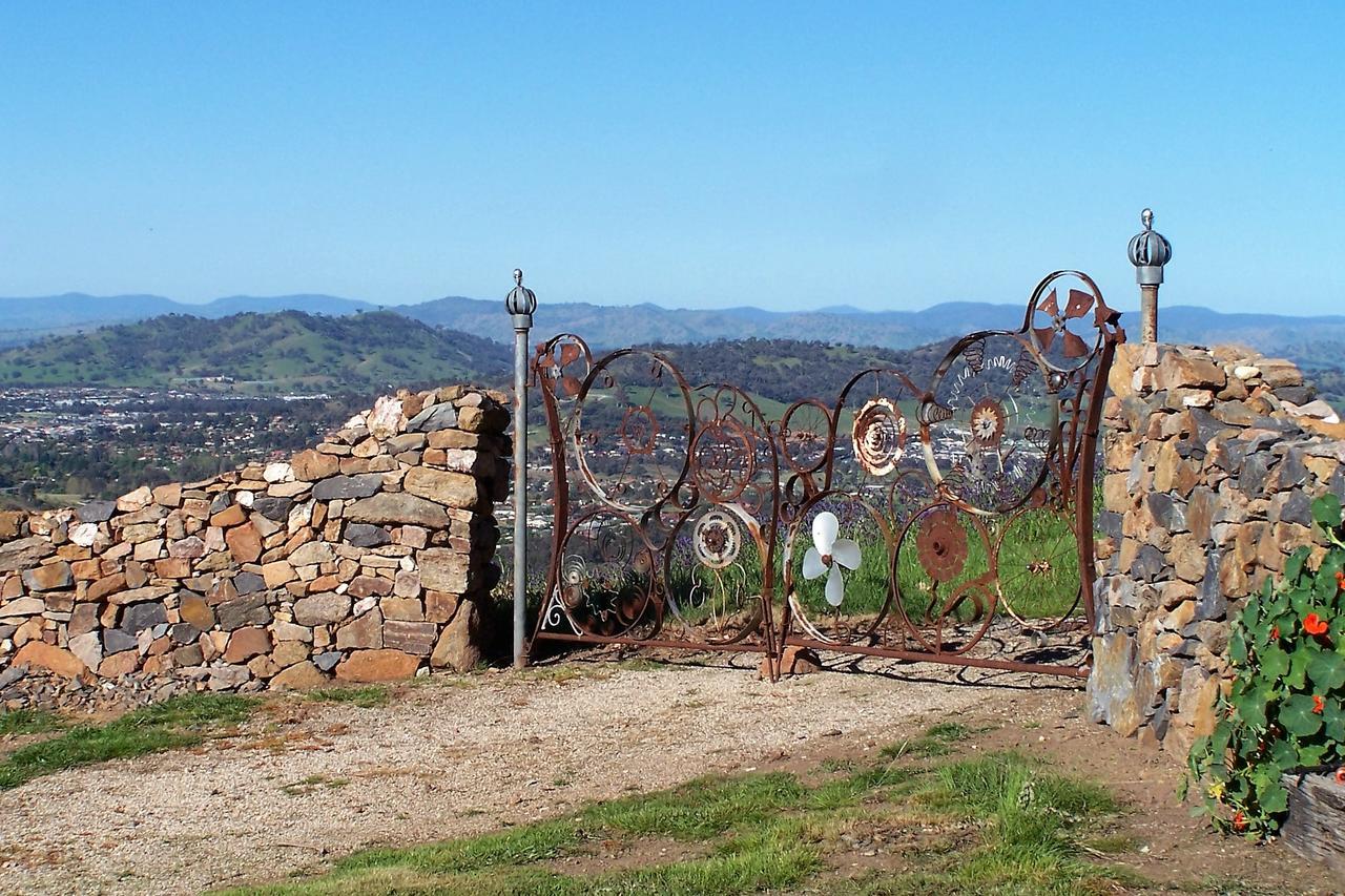 Inspiring Views B&B Wodonga Esterno foto